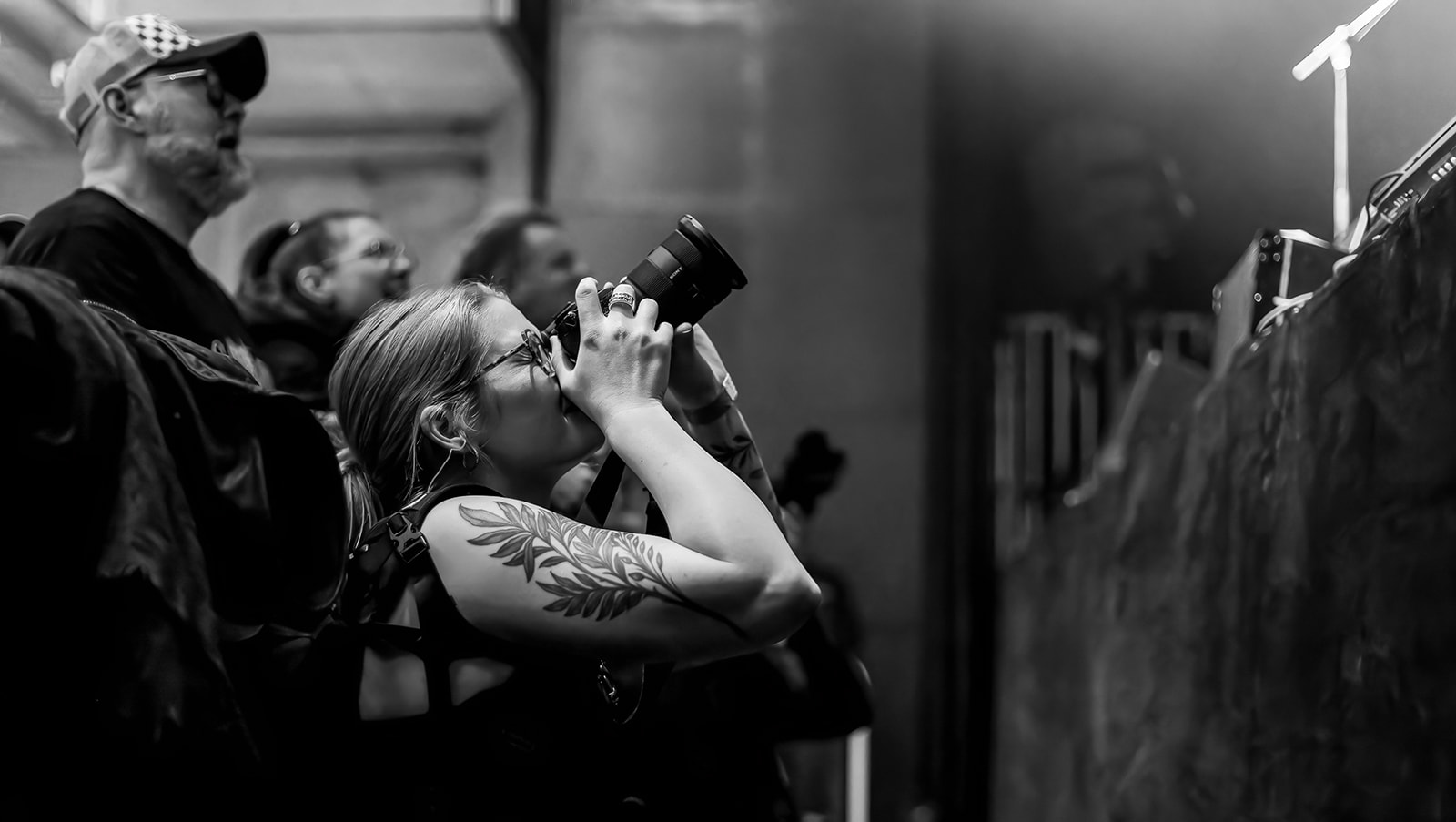 Portrait dark de la photographe Kikilight